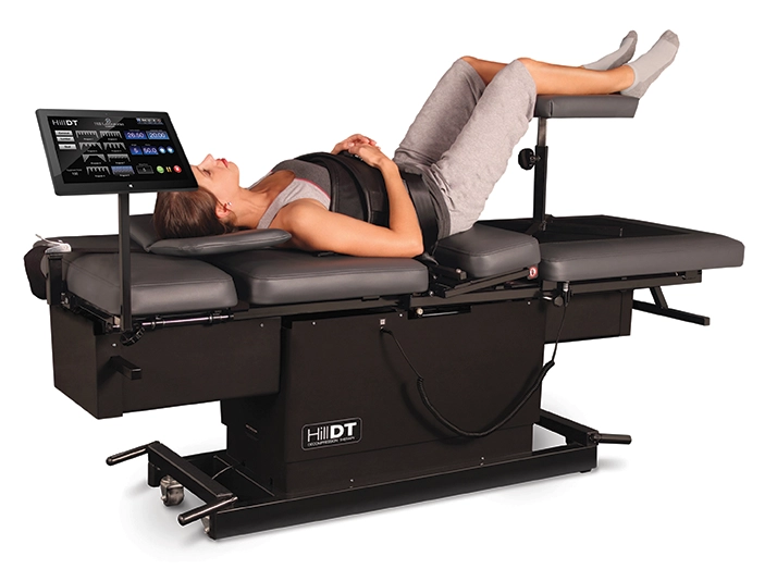 Chiropractic Cape Coral FL HillDT With Patient